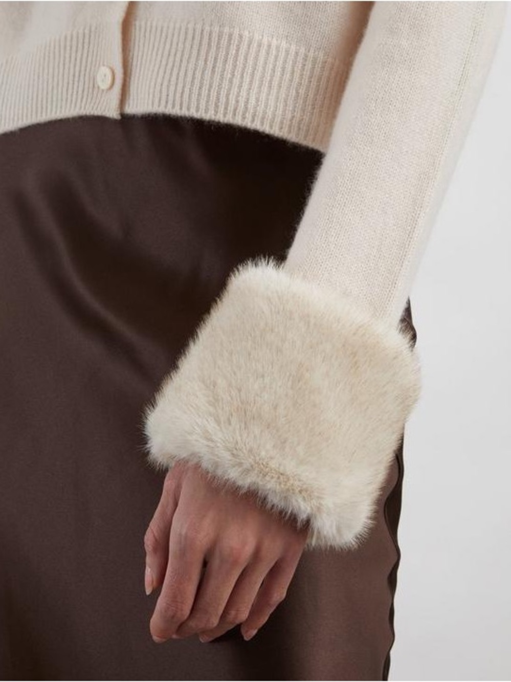 Reformation Clara Faux-Fur Cuff Cashmere Cardigan - Picture 2 of 5